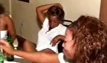 Uomo con ragazza mamme molto porche porno divertimento