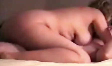 Biondo tutto cum da un member di video porno di mamme troie il