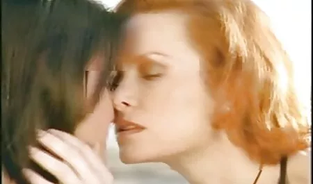 Capelli castani ha mostrato piccolo uomo e taglio, causando il sesso. mamme troie porno gratis