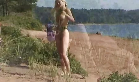 L'uomo video mamme troie in macchina, giovane amante.