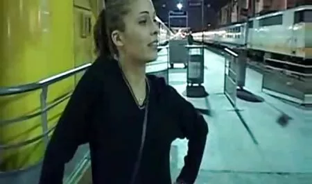 Sesso lesbico con una troie mamme bellezza affascinante