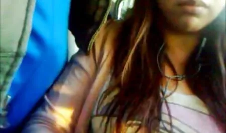 Sborrata video porno mamme puttane nel culo di una donna russa sul tavolo della cucina.