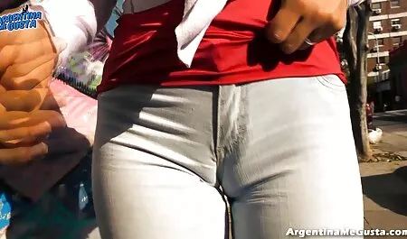 Femminile e avido di sperma in bocca madri troie