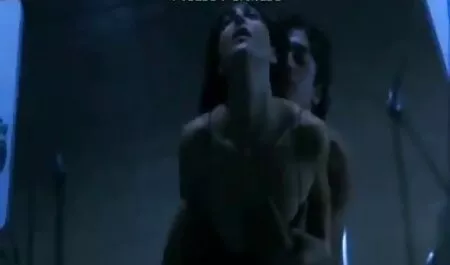 Mutandine gettare, la bella donna mamme porche porno gratis a terra.