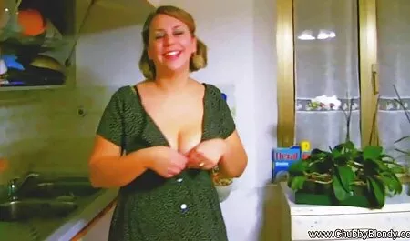 Il negozio del venditore è un abbigliamento, video porno mamme porche italiane calze e zampe di gallina.
