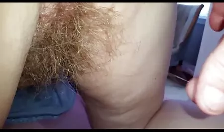 Pattinaggio Krala impostare una macchina nel bel mezzo milf mature troie di una città trafficata