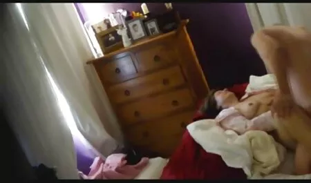 Studente a, studente, giovane, nessun mamme porche in cucina problema