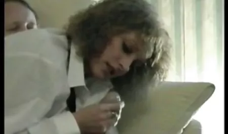 Un sexy e inesperto in mamme casalinghe troie cucina.