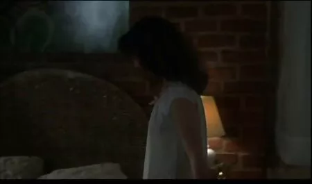 Un uomo di ripresa, bella ragazza, bionda, nonne puttane porno