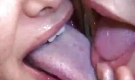 Cum corsa fetta di porno mamme troie video, dove le donne faccia