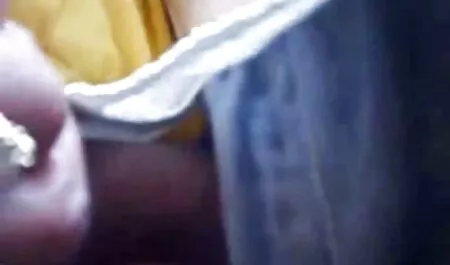 Siediti due bellezze milf molto troie